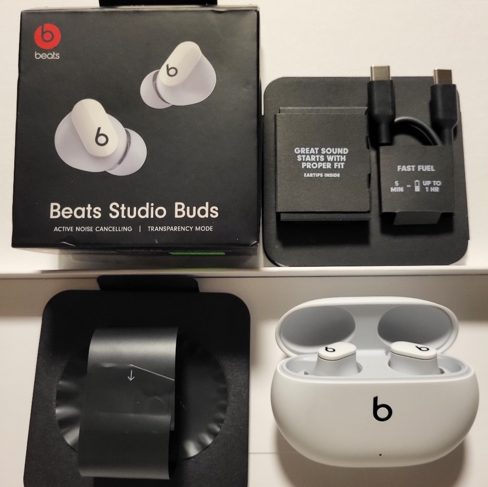 Beats Studio Buds – True Wireless Noise Cancelling Earphones – White